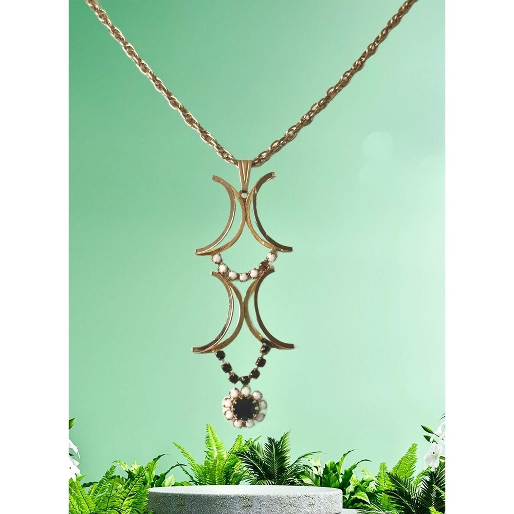 Vintage Art Deco Influence Gold tone Pendant and Chain Geometric Design Necklace